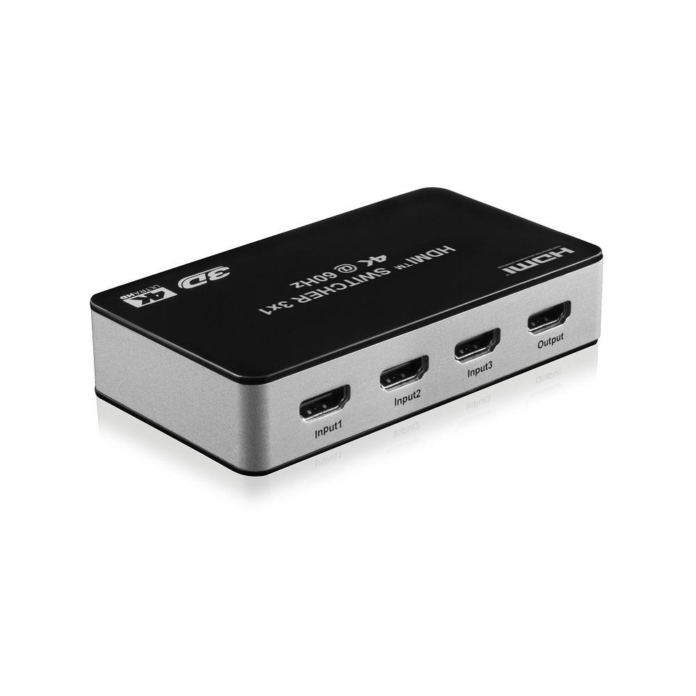 Switch 3x1 HDMI 2.0 18G 4k@60hz HDR, con telecomando IR Switch 3x1 HDMI 2.0 18G 4k@60hz HDR, con telecomando IR