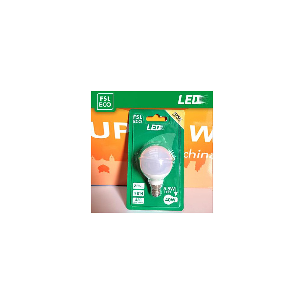 Lampada Sfera BLISTER - 5,5W 3000K E27 Lampada Sfera BLISTER - 5,5W 3000K E27